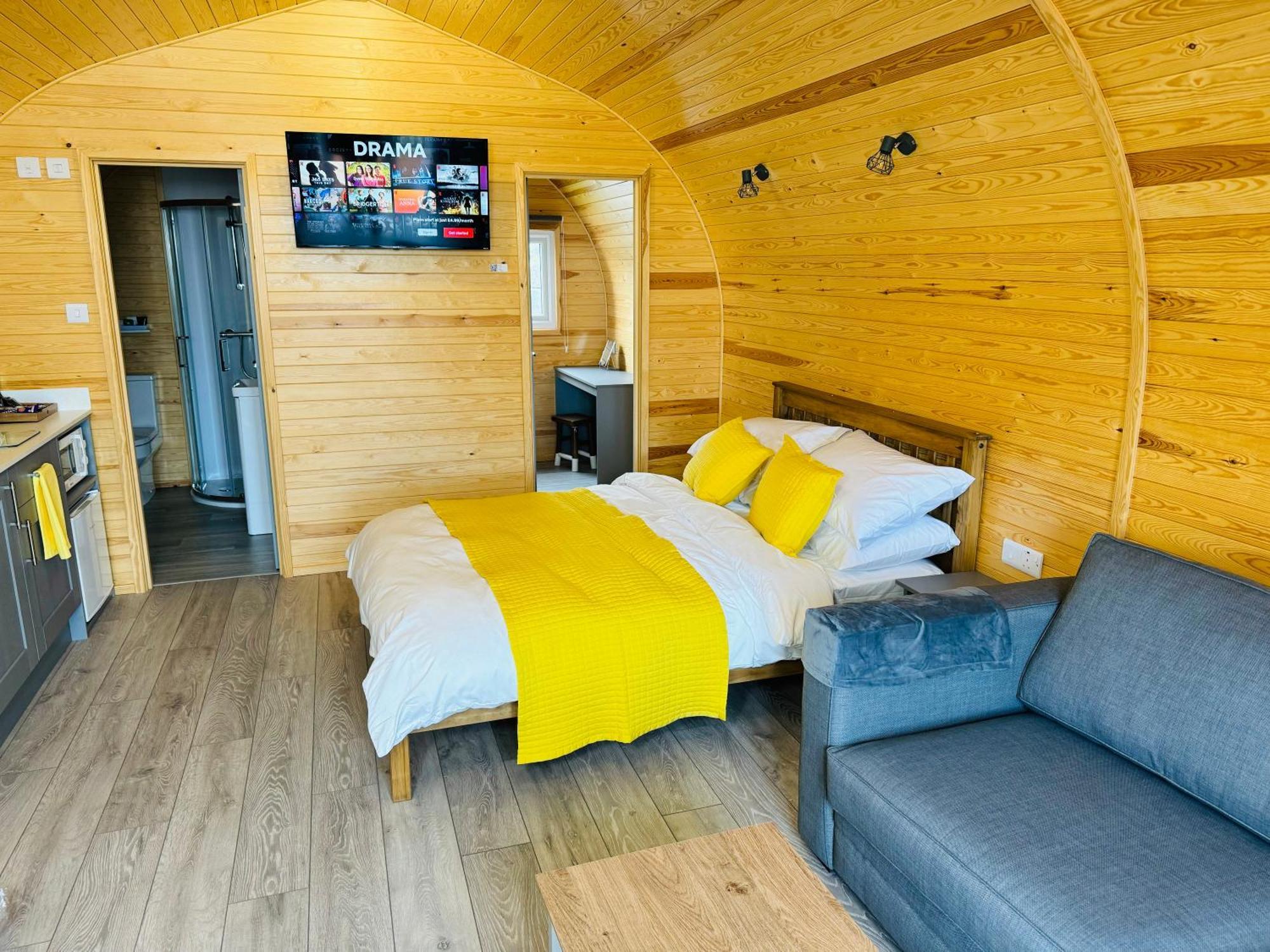 Отель Ffrith Beach Glamping With Hot Tub Престатин Экстерьер фото