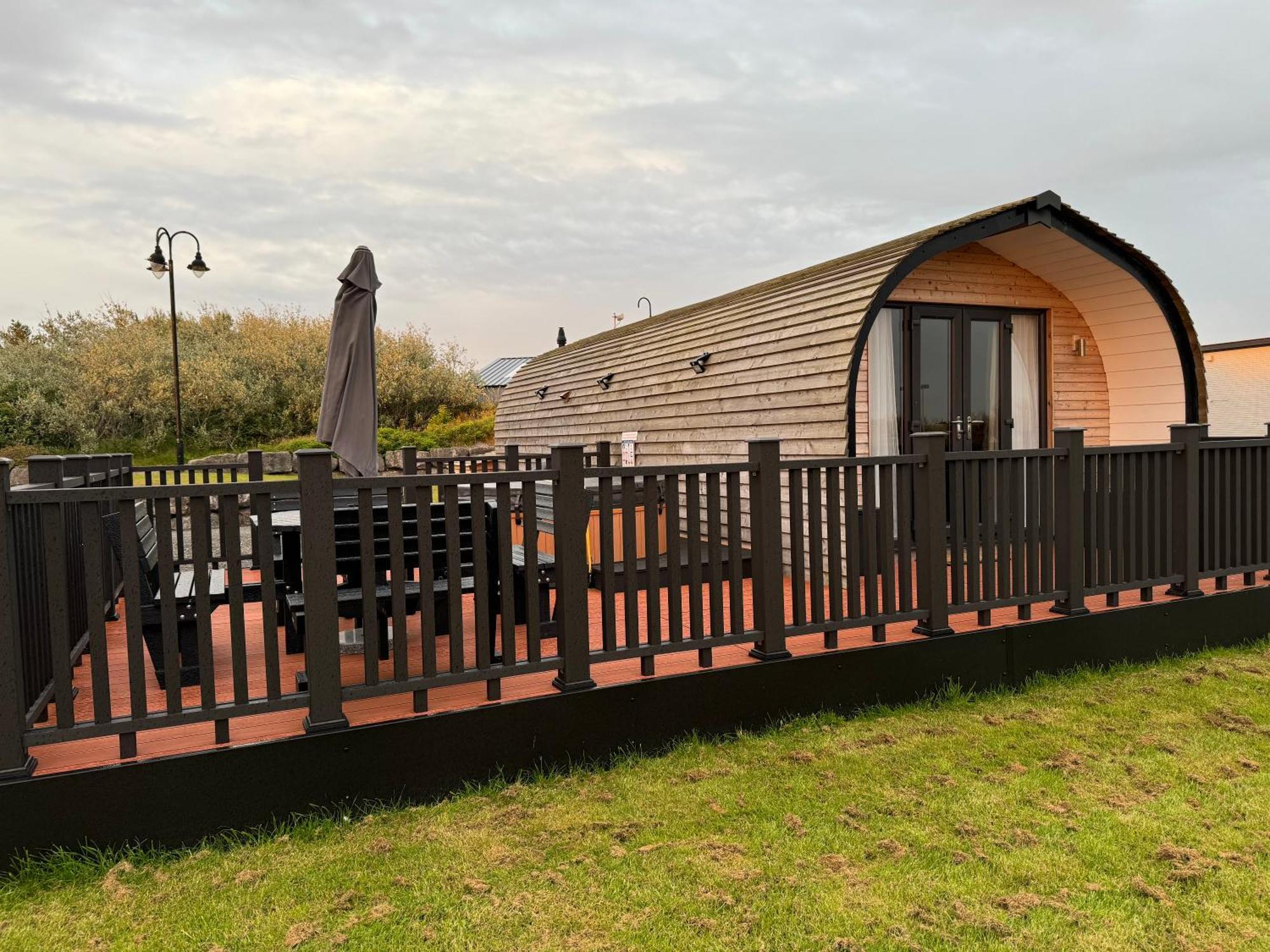 Отель Ffrith Beach Glamping With Hot Tub Престатин Экстерьер фото